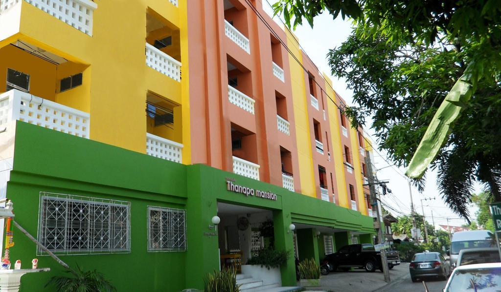 Thanapa Mansion Bangkok Luaran gambar